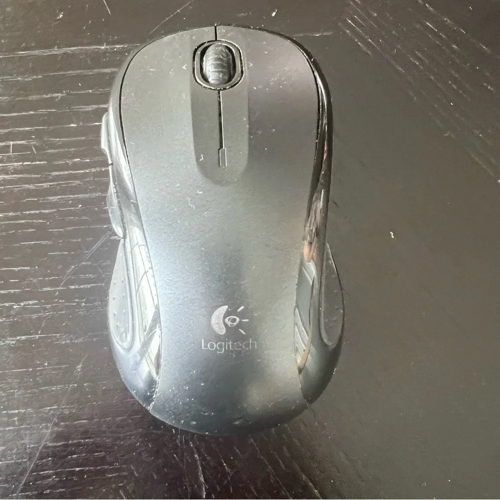 Logitech Wireless Gray Mouse - no dongle